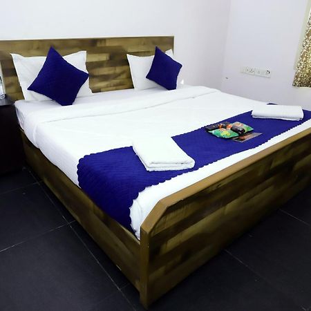 Hotel Warm Welcome - Noida Sector 51 외부 사진