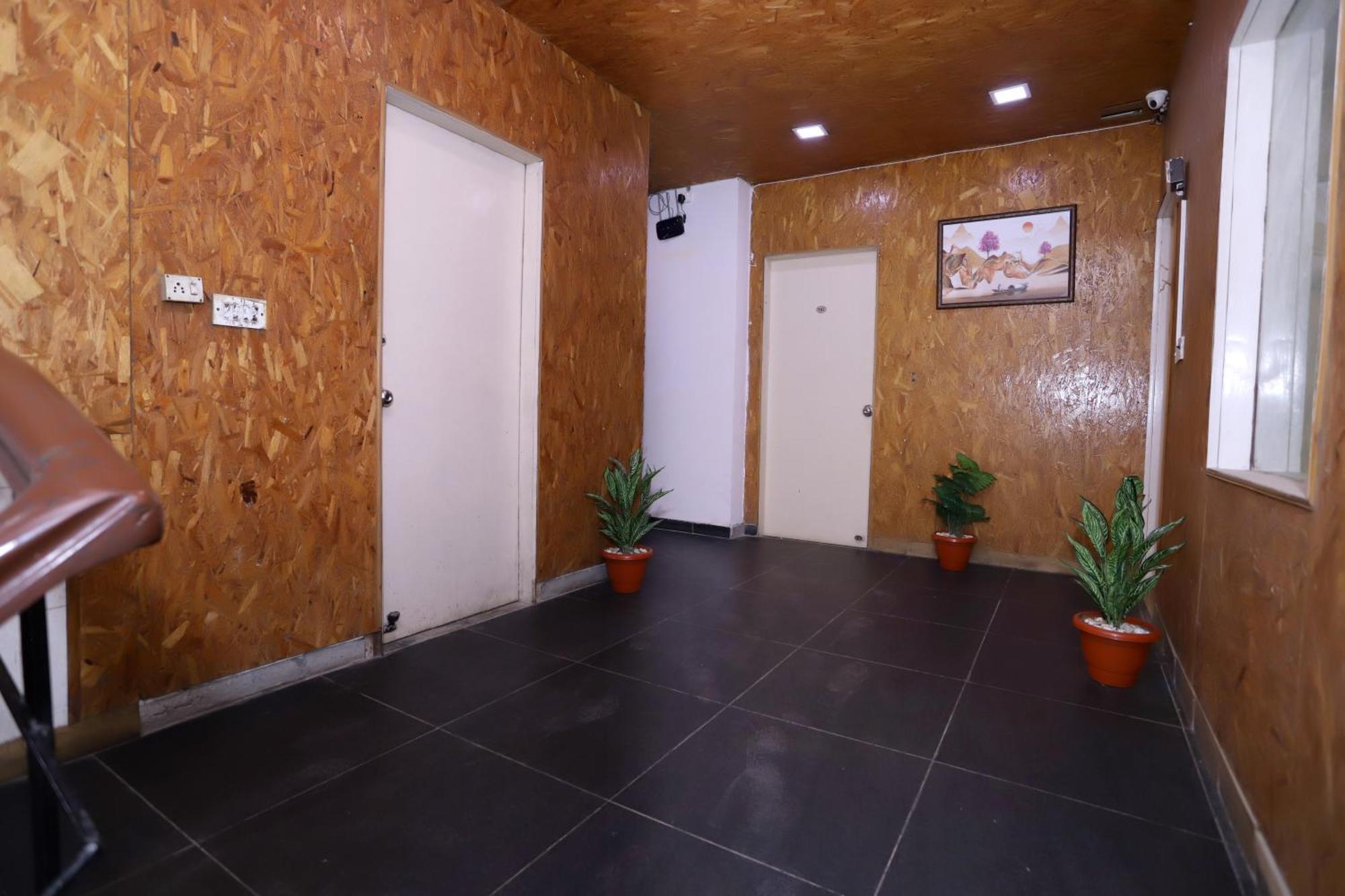Hotel Warm Welcome - Noida Sector 51 외부 사진